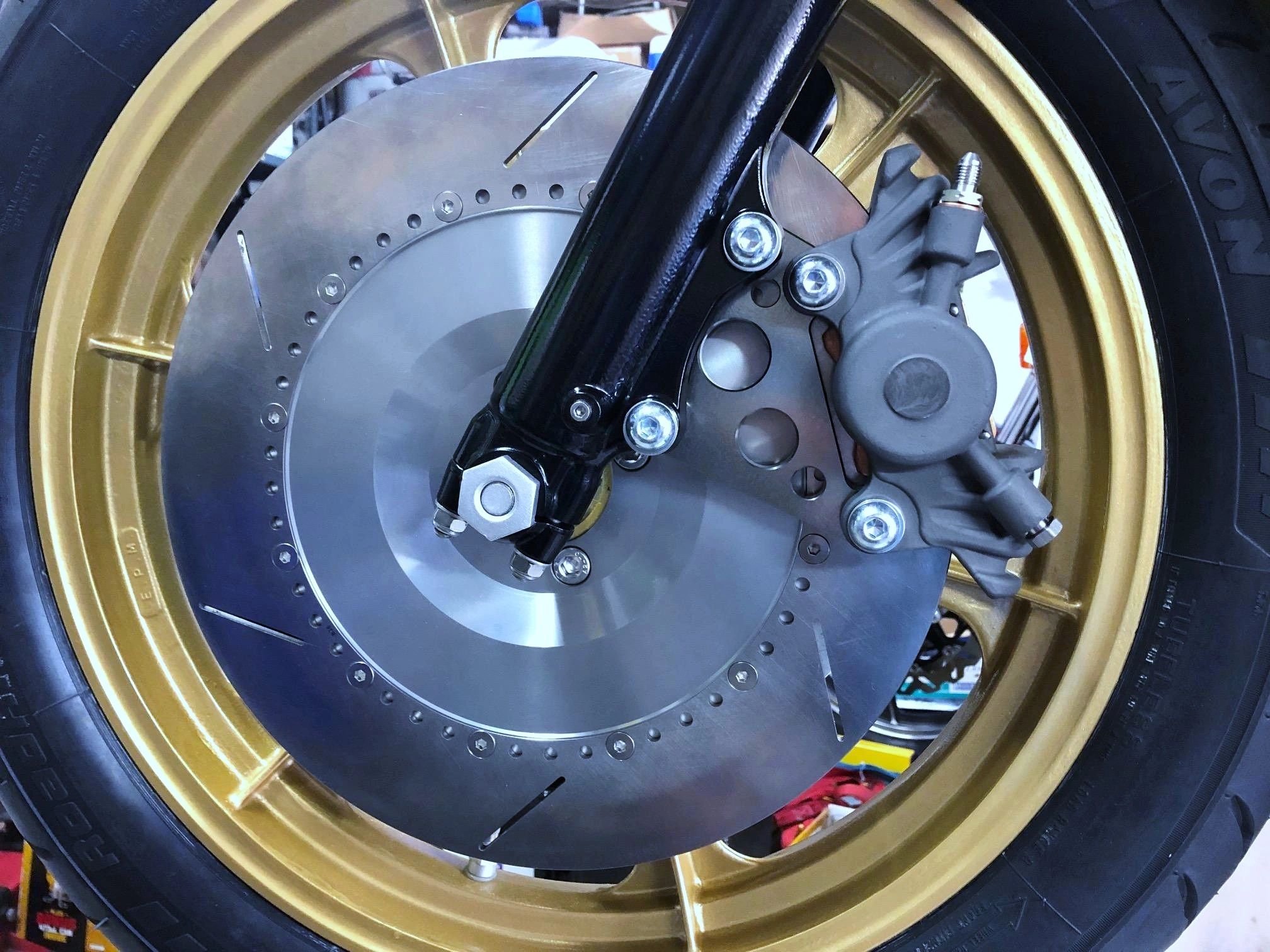 New Dual Piston Calipers and Pads just arrived!